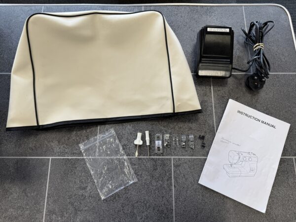 Second Hand Janome 2200XT - Image 3